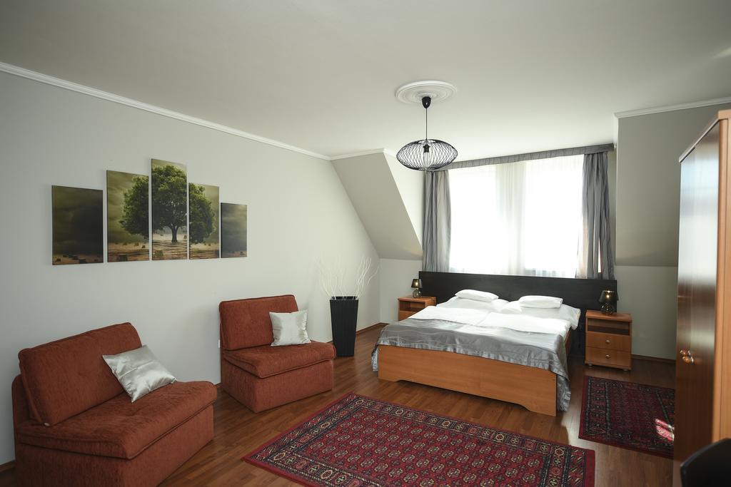 Salt Hill Apartmanok Egerszalók Eksteriør bilde