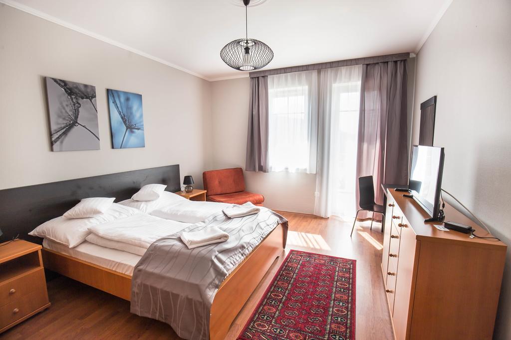 Salt Hill Apartmanok Egerszalók Eksteriør bilde