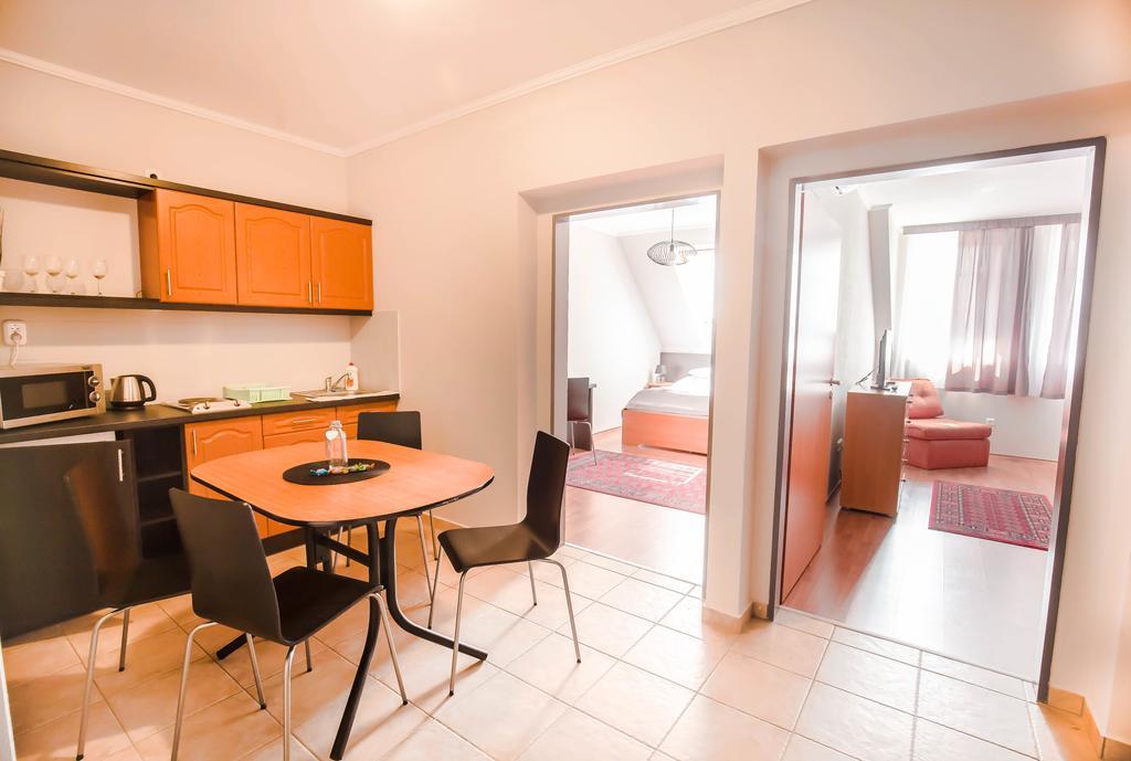 Salt Hill Apartmanok Egerszalók Eksteriør bilde