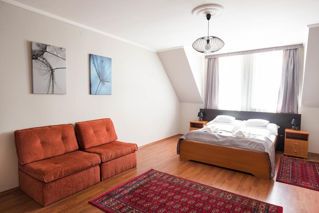 Salt Hill Apartmanok Egerszalók Eksteriør bilde